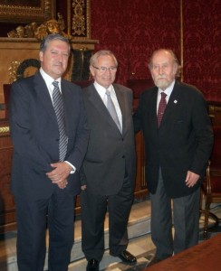 De izquierda a derecha, Ramón Paredes, Miquel Valls y Carlos Güell