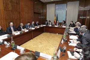 fomento reunion sector aereo
