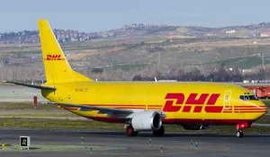 DHL B737