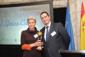 PREMIO MUJER